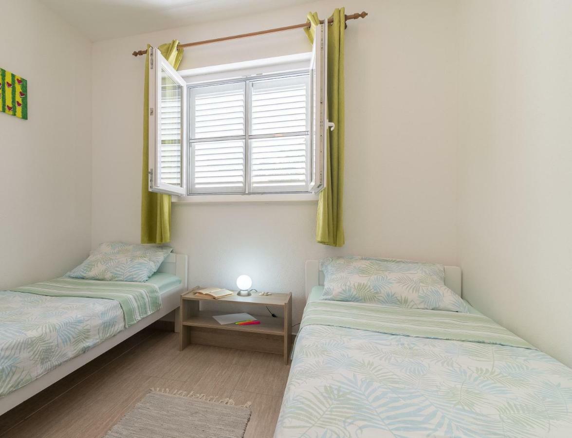 Apartmani Jelić Vinjerac Bagian luar foto
